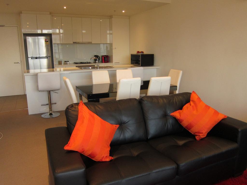 Serviced Apartments Melbourne - Platinum Exterior photo