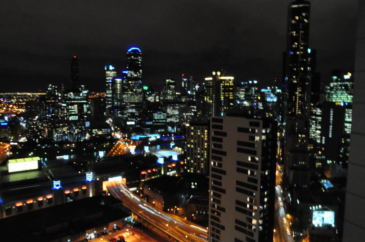 Serviced Apartments Melbourne - Platinum Exterior photo