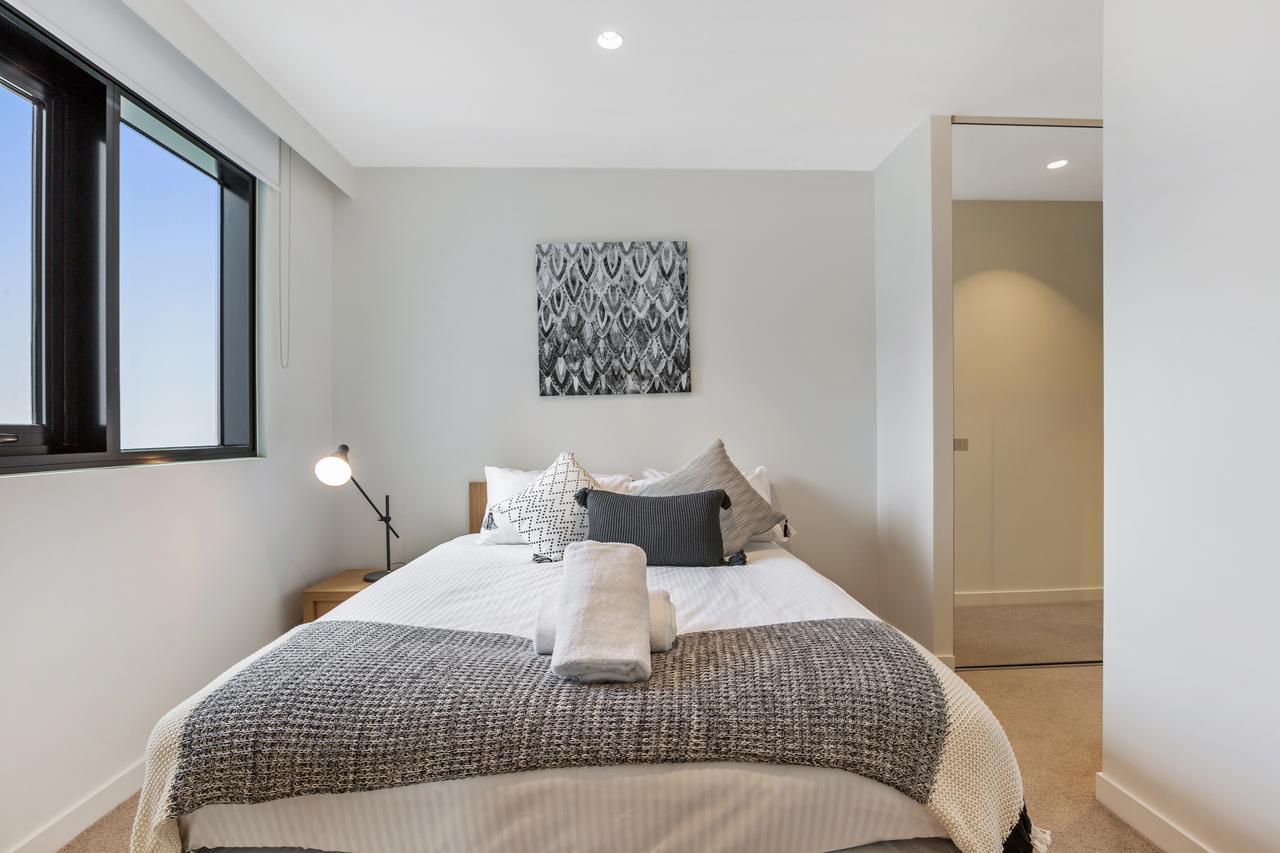 Serviced Apartments Melbourne - Platinum Exterior photo
