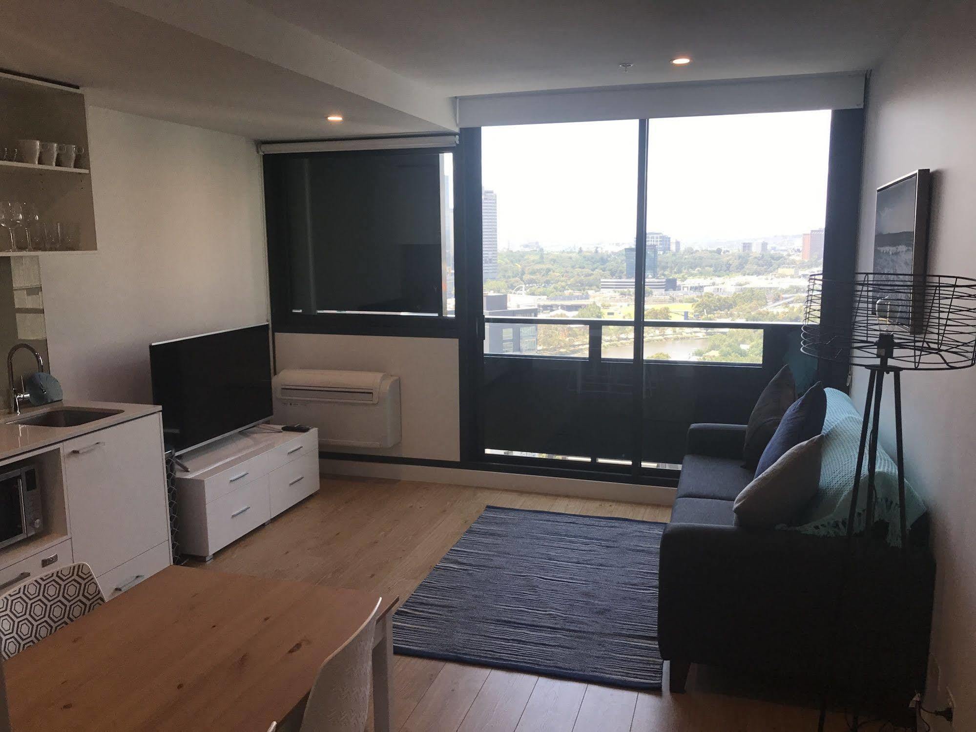 Serviced Apartments Melbourne - Platinum Exterior photo